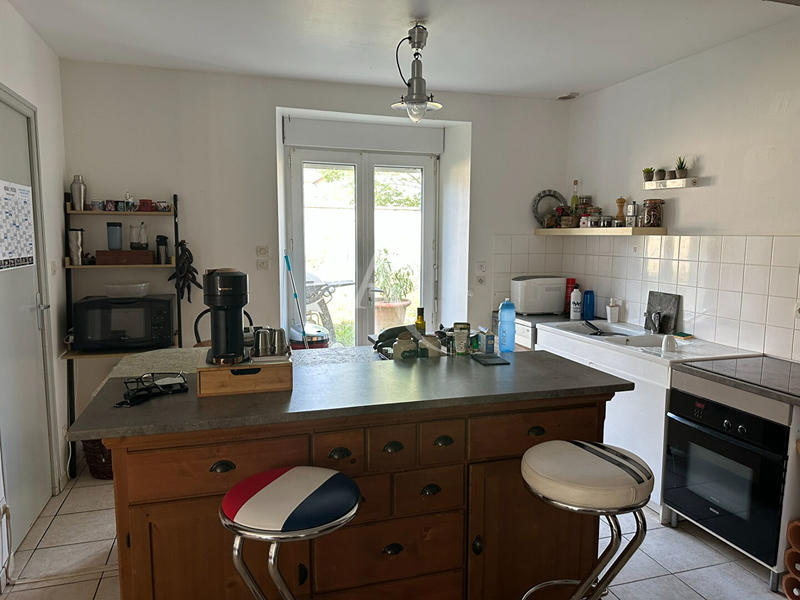 Maison - 257 m² - 12 pièces