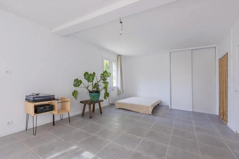 Maison - 180 m² - 7 pièces