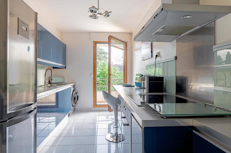 Appartement - 81 m² - 3 pièces