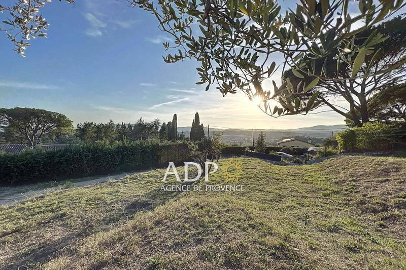 Terrain - 1 500 m²