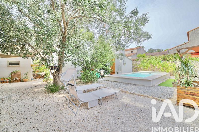 Maison - 225 m² - 7 pièces