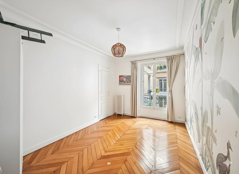 Appartement - 125 m² - 5 pièces