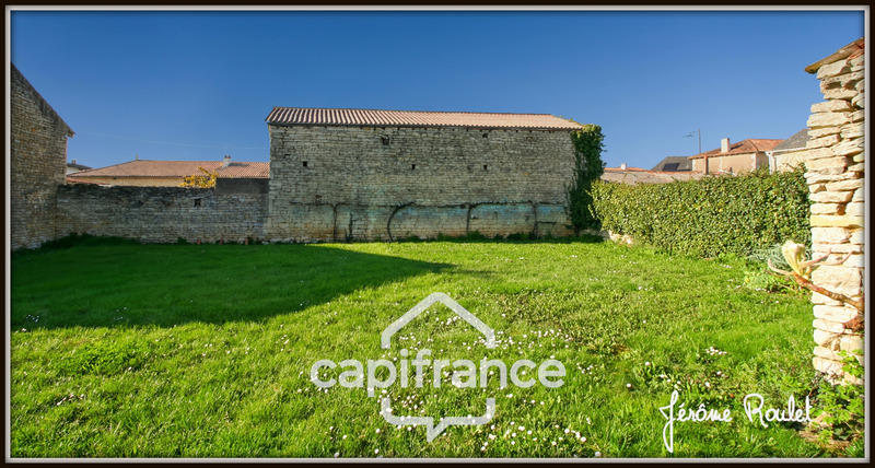 Terrain constructible - 621 m²