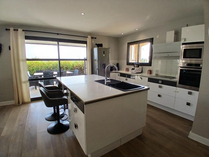 Villa - 134 m² - 5 pièces