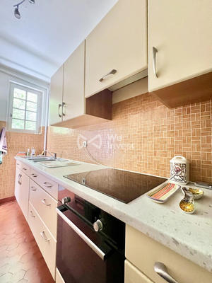 Maison - 183 m² - 7 pièces