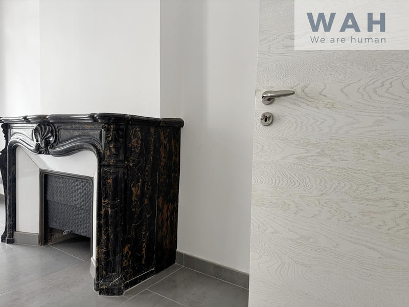 Appartement - 270 m² - 7 pièces