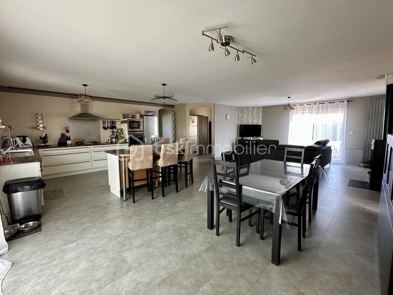 Maison - 154 m² - 7 pièces