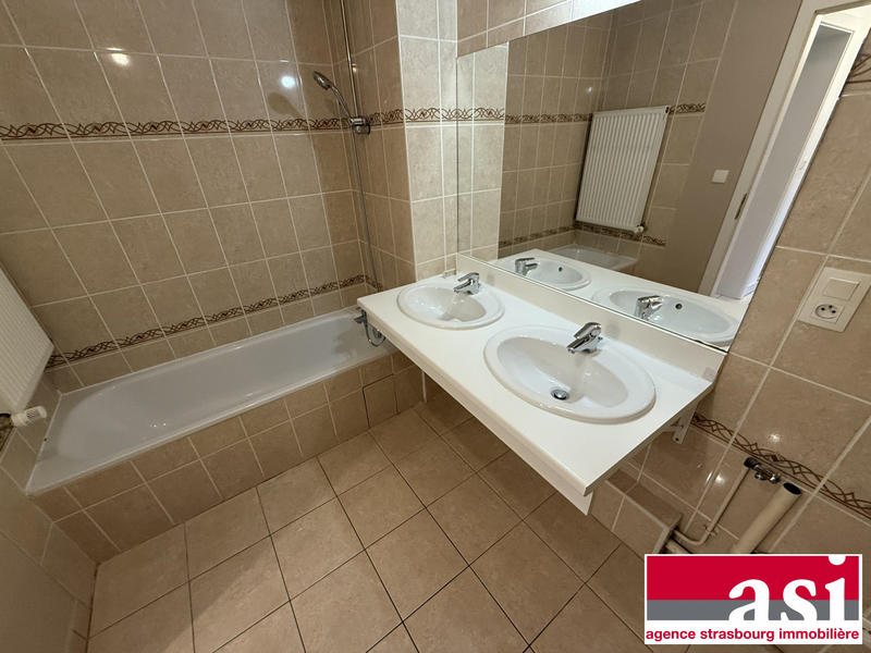 Appartement - 79 m² - 4 pièces