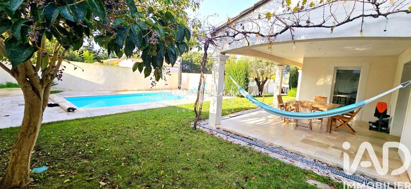 Maison - 111 m² - 5 pièces