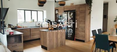 Maison - 161 m² - 6 pièces