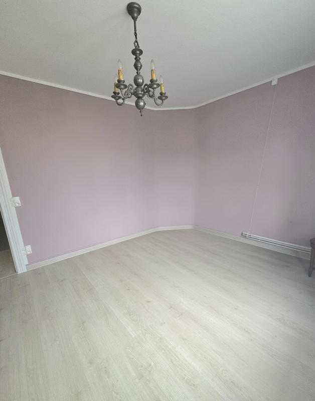 Maison - 85 m² - 5 pièces