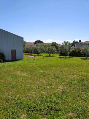 Grange - 1 650 m² - 2 pièces