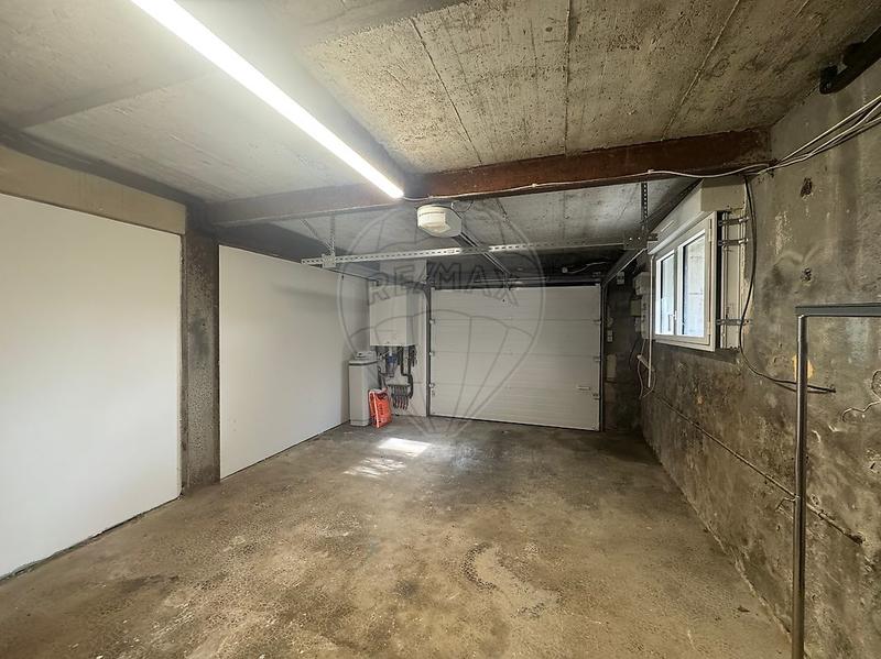 Propriété - 175 m² - 7 pièces