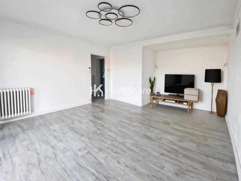 Maison - 95 m² - 6 pièces