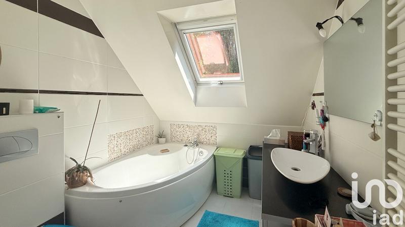 Maison - 110 m² - 6 pièces