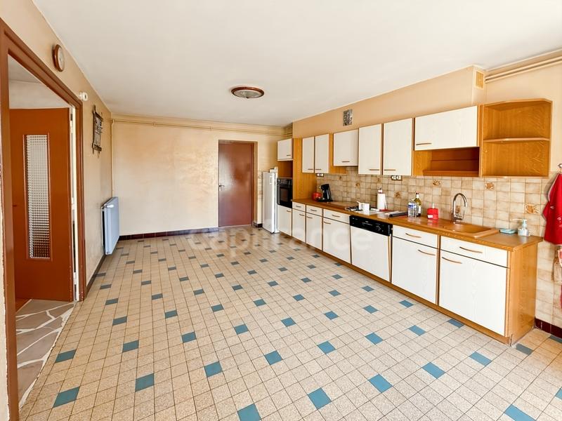 Maison - 117 m² - 6 pièces