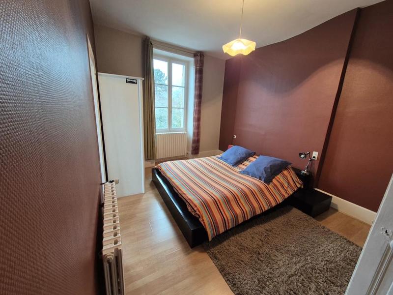 Maison - 300 m² - 7 pièces