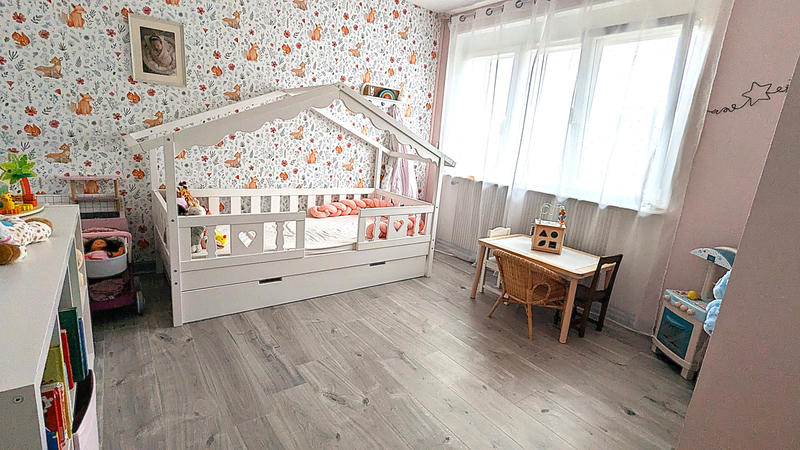 Maison - 220 m² - 10 pièces