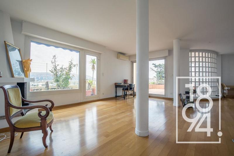 Appartement - 100 m² - 4 pièces