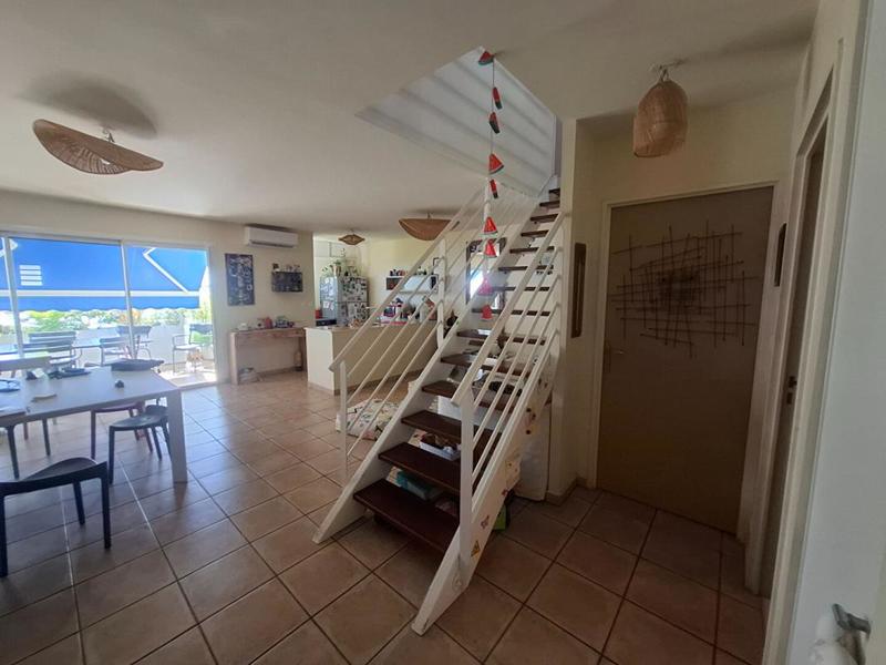 Appartement - 94 m² - 4 pièces