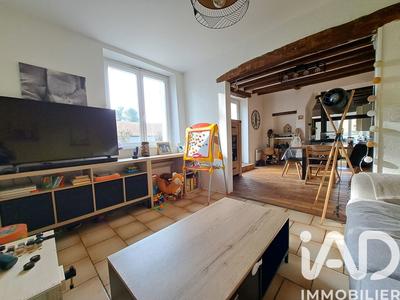 Maison - 88 m² - 4 pièces