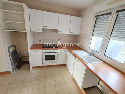 Appartement - 83 m² - 4 pièces