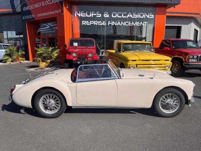 Mg Mga 1600 blanche 1960