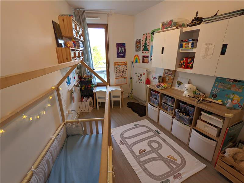 Appartement - 75 m² - 4 pièces