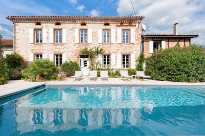 Maison ancienne - 522 m² - 11 pièces