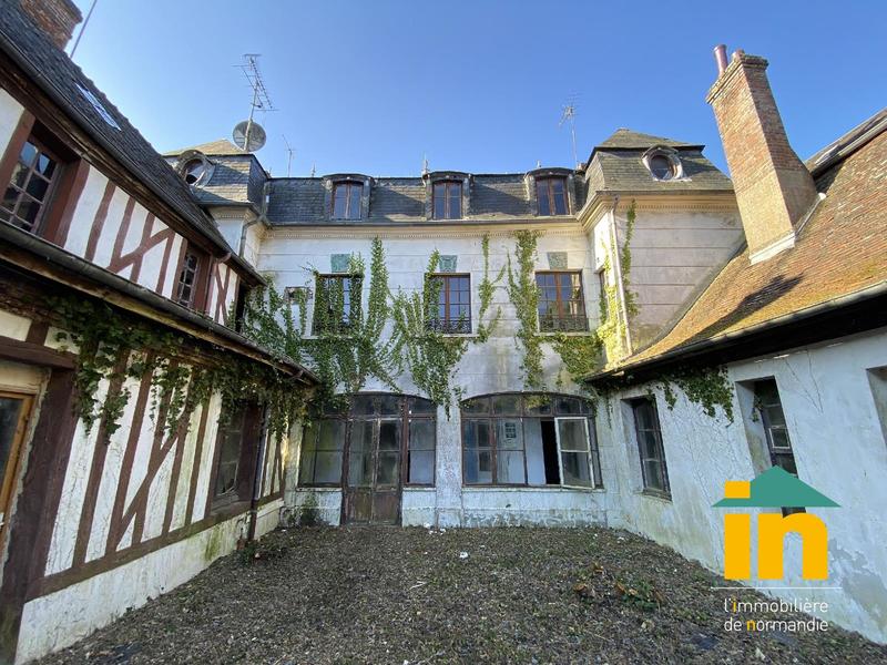 Maison de ville - 500 m² - 15 pièces