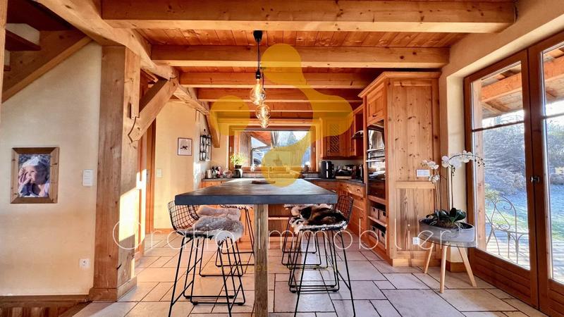 Maison - 183 m² - 5 pièces