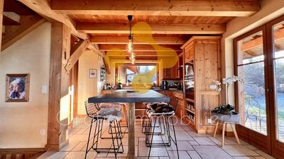 Maison - 183 m² - 5 pièces