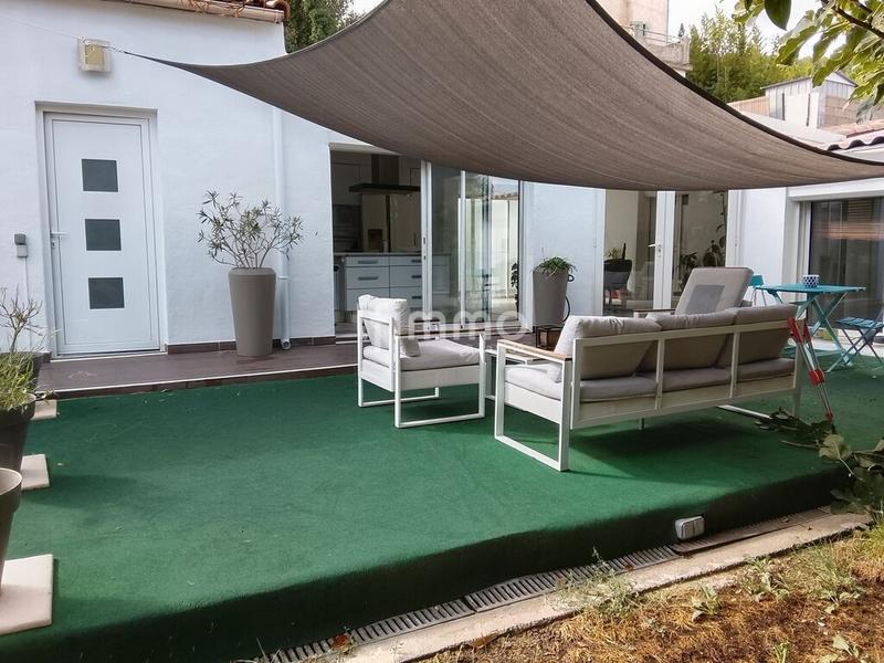 Maison - 180 m² - 6 pièces