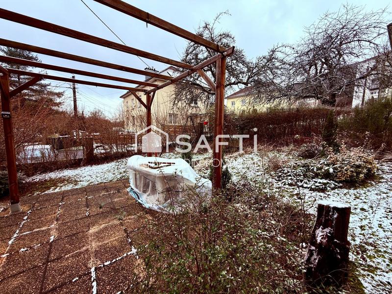 Maison - 96 m² - 5 pièces