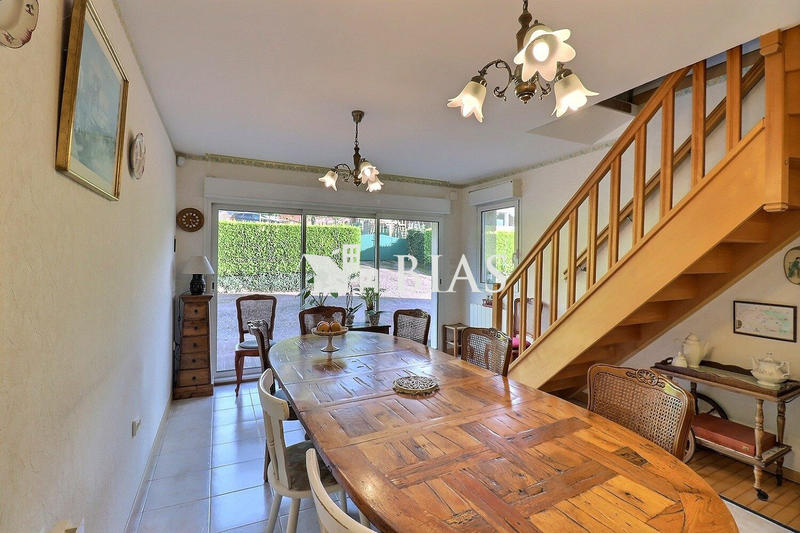 Maison - 136 m² - 6 pièces