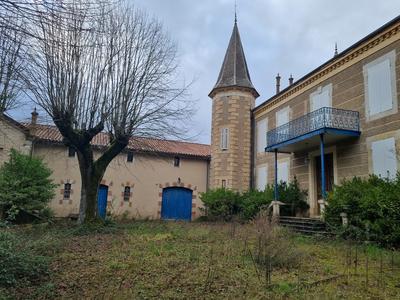 Fonds de commerce - Local d'activité / Entrepôt - 940 m²