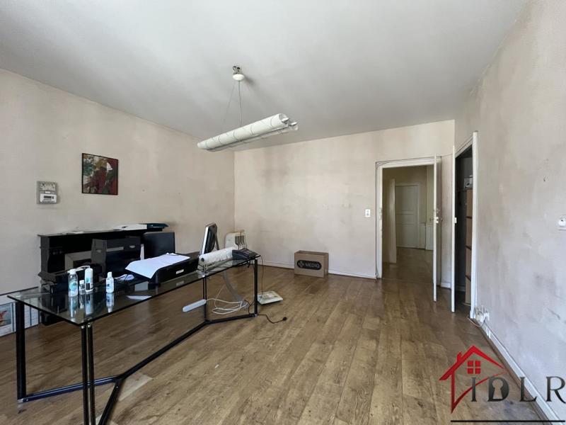 Propriété - 230 m² - 12 pièces