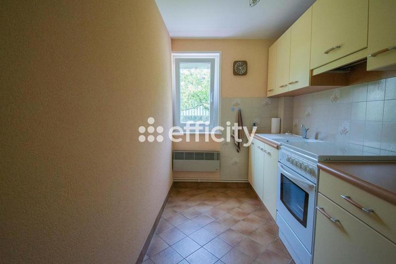 Maison - 171 m² - 8 pièces