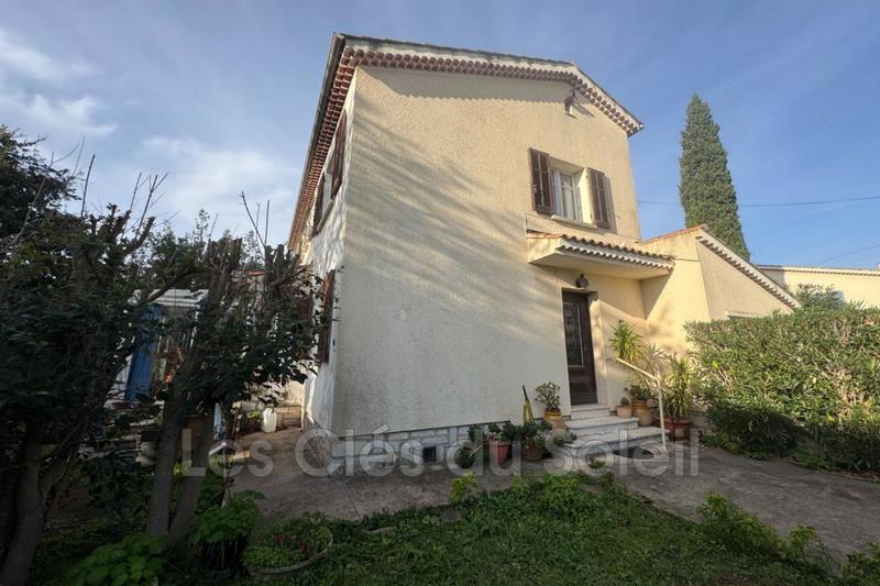 Maison - 137 m² - 6 pièces