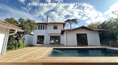 Maison - 169 m² - 5 pièces