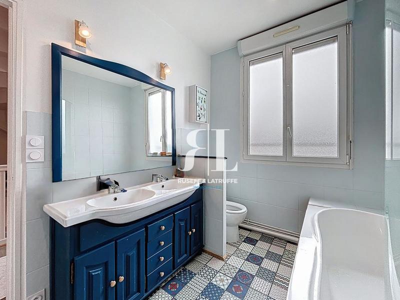 Maison - 123 m² - 5 pièces