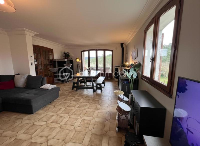 Maison - 157 m² - 6 pièces