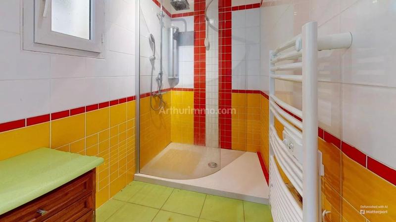 Maison - 215 m² - 5 pièces