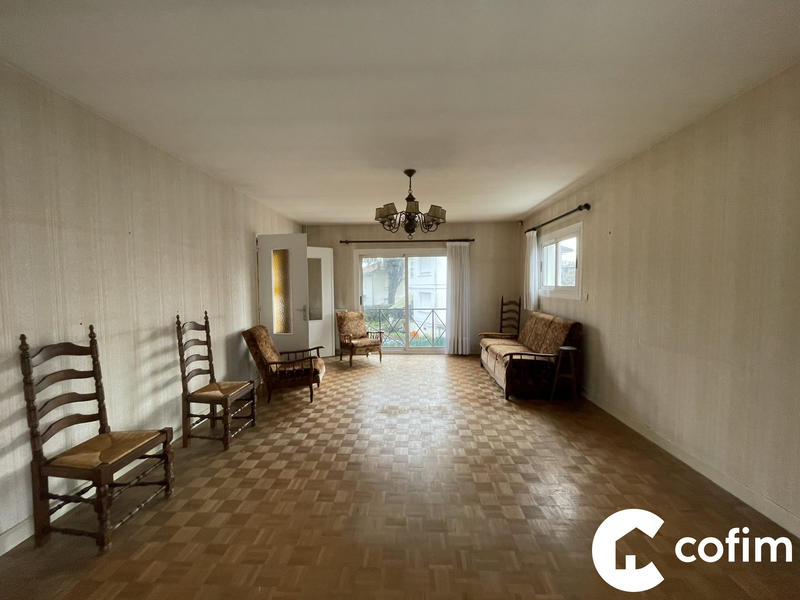 Maison - 178 m² - 7 pièces