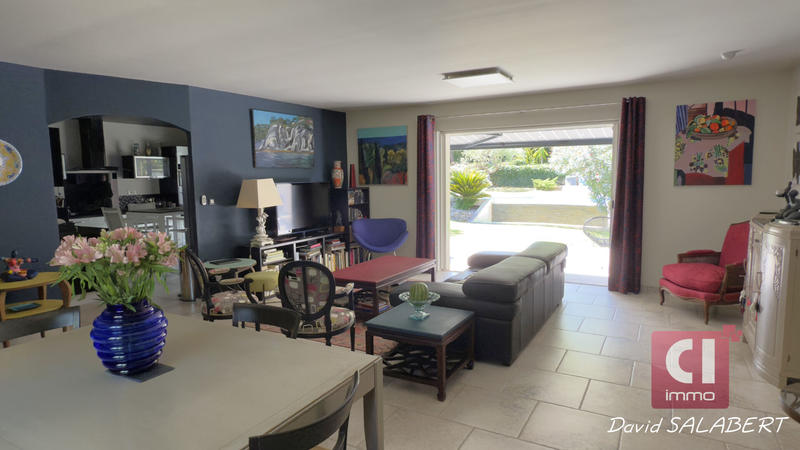 Maison - 188 m² - 8 pièces