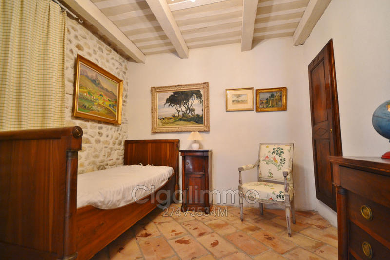 Maison en pierre - 200 m² - 8 pièces