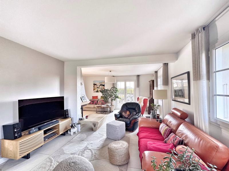 Maison - 200 m² - 5 pièces