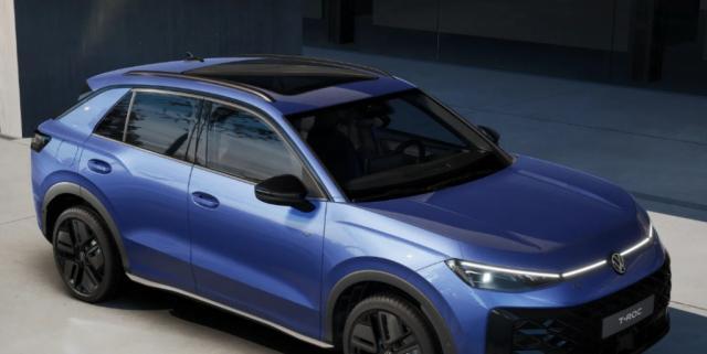 Volkswagen t-Roc 1.5 eTSI Evo2 Hybrid 150 ch Dsg7 R-Line (Dispo Avril)
