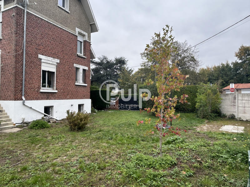 Maison bourgeoise - 145 m² - 9 pièces