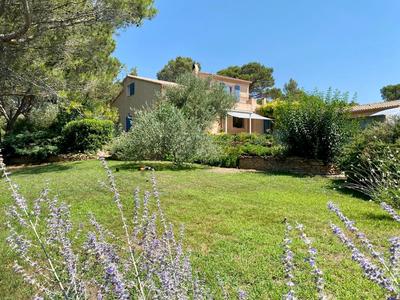 Maison - 171 m² - 6 pièces